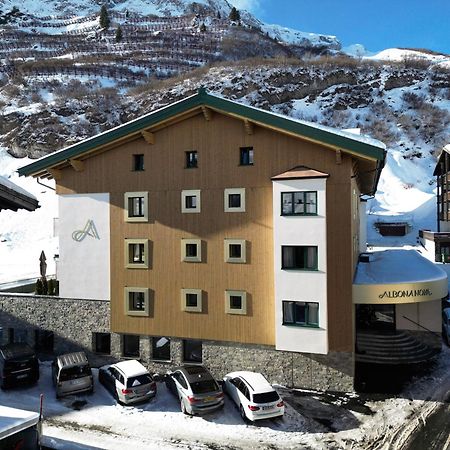 Hotel Albona Nova Zuers Экстерьер фото